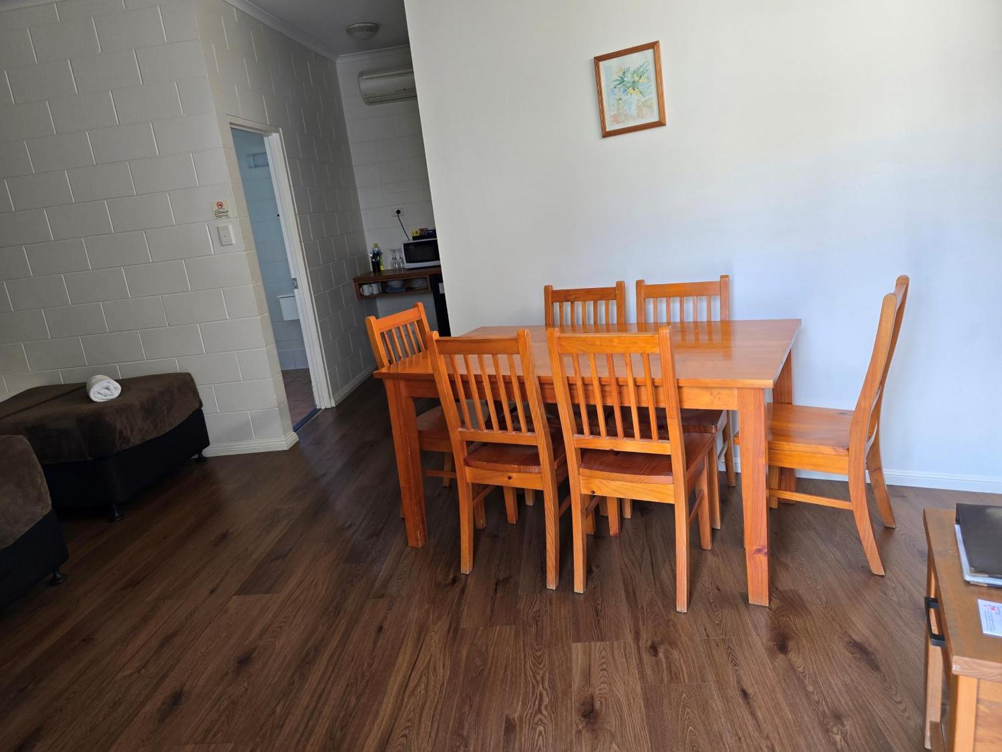 Colonial Rose Motel Townsville Dış mekan fotoğraf