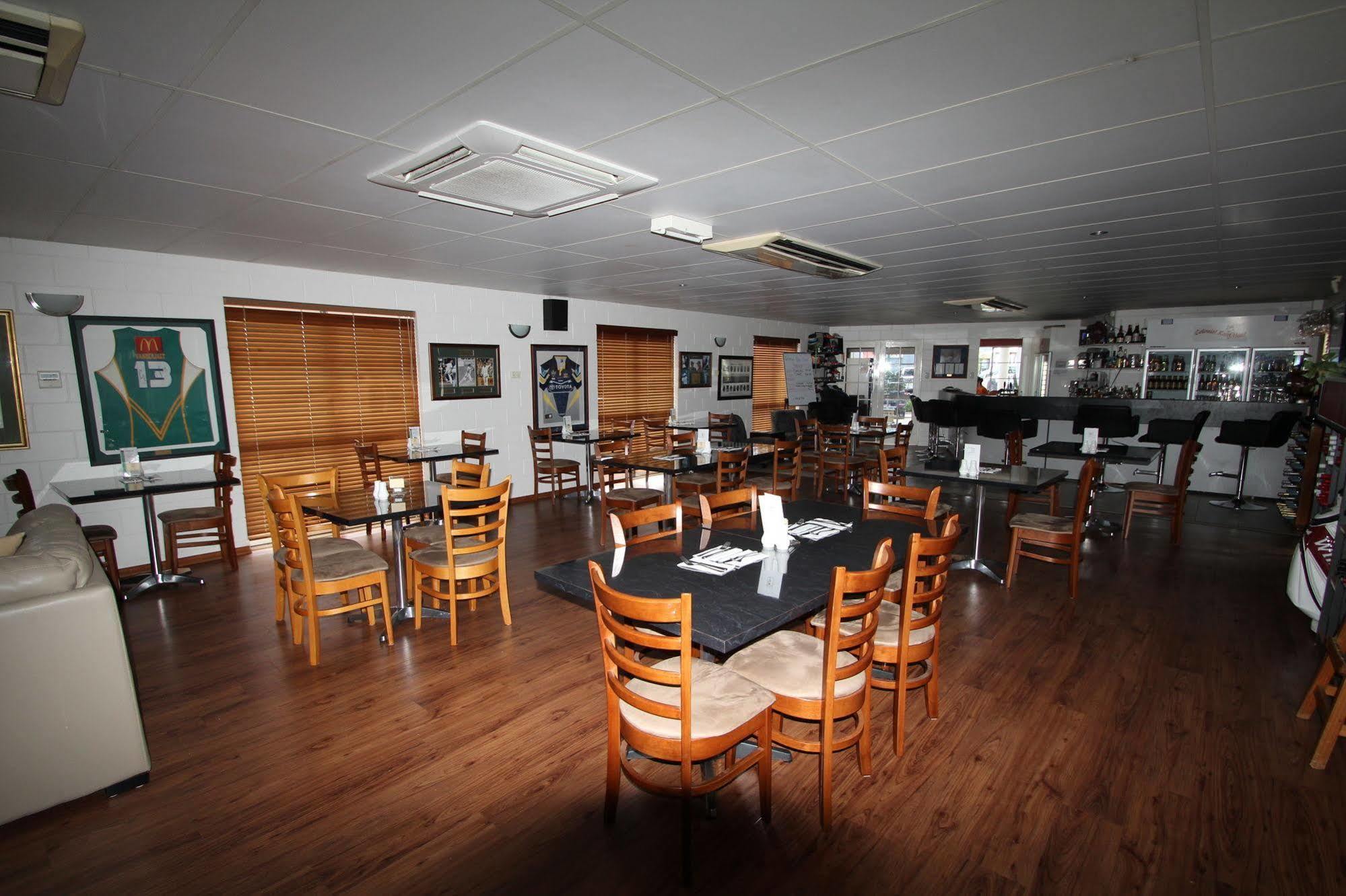 Colonial Rose Motel Townsville Dış mekan fotoğraf